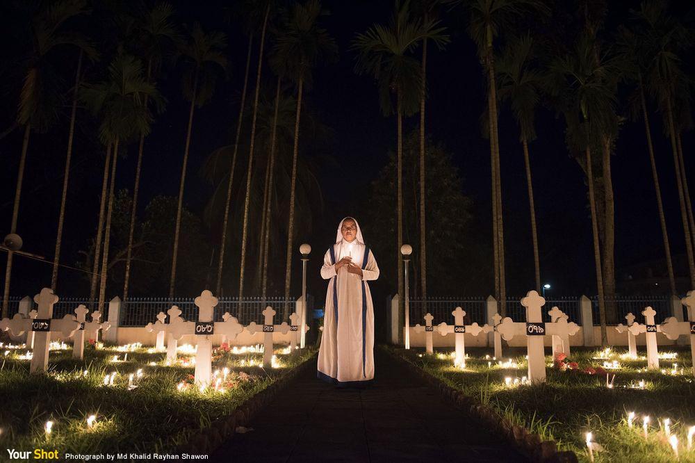 万灵节(all souls day)万灵节(all souls day)是基督徒追逝亡者的